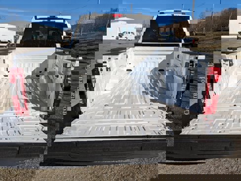 New 2025 Ford F350 Lariat w/ Chrome Package image 11