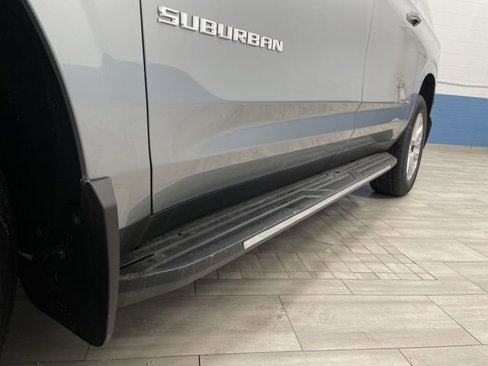 New 2025 Chevrolet Suburban Premier image 40