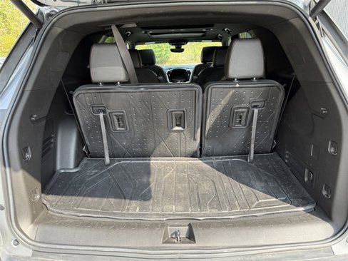 Used 2023 Chevrolet Traverse RS w/ LPO, Floor Liner Package image 7