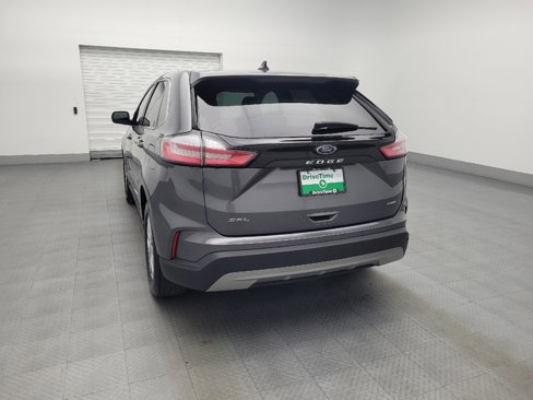 Used 2024 Ford Edge SEL image 6