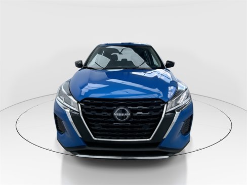 Used 2023 Nissan Kicks S image 3