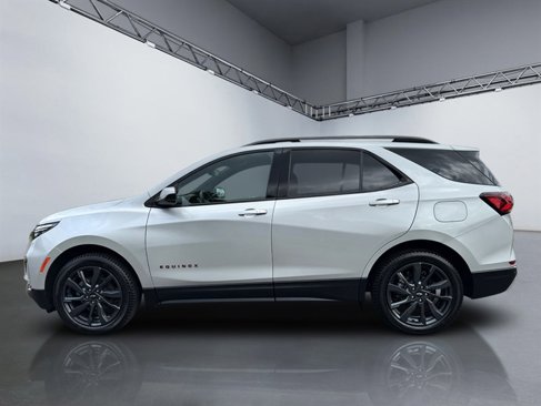 Used 2022 Chevrolet Equinox RS image 2