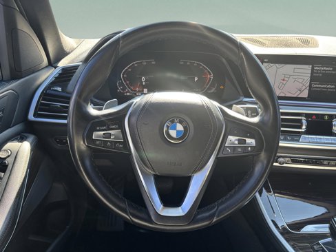 Used 2021 BMW X5 sDrive40i image 9