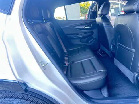 Used 2025 Buick Envista Sport Touring image 39