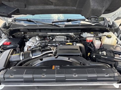 Used 2023 GMC Sierra 2500 AT4 image 11