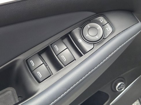 Used 2023 Buick Enclave Essence w/ LPO, Floor Liner Package image 23