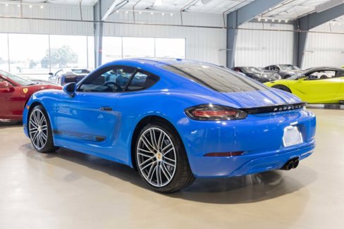 Used 2024 Porsche 718 Cayman image 7