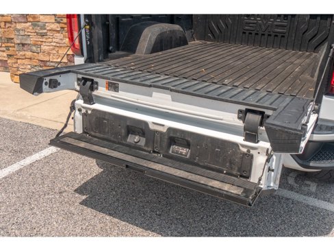 Used 2022 GMC Sierra 1500 AT4 w/ AT4 Premium Package image 26