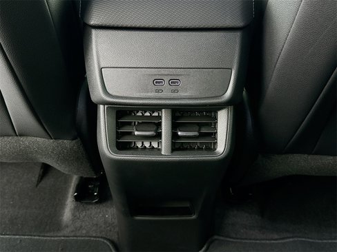 New 2025 Chevrolet Equinox LT w/ Convenience Package II image 25