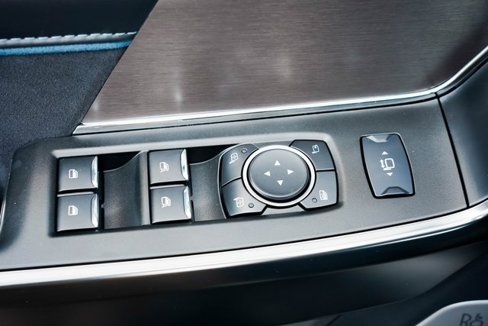 Used 2024 Ford F150 Platinum image 18