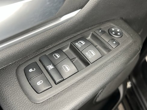 Used 2022 RAM 1500 Big Horn image 15