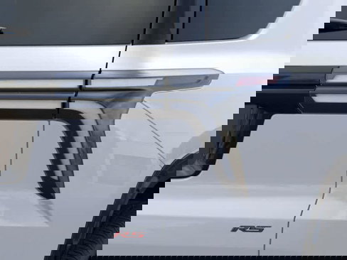 New 2026 Chevrolet Traverse RS w/ LPO, Floor Liner Package image 11