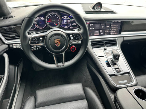 Used 2018 Porsche Panamera Turbo image 29
