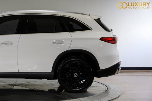 Used 2025 Mercedes-Benz GLC 300 image 15