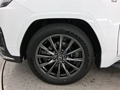 New 2025 Lexus LX 600 F Sport image 11