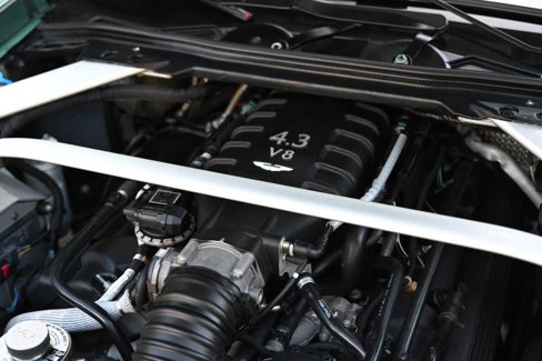 Used 2008 Aston Martin V8 Vantage Roadster image 25