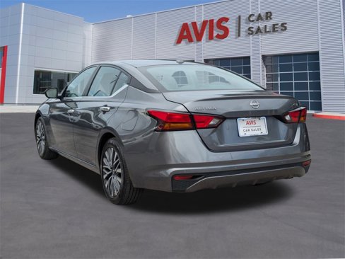 Used 2024 Nissan Altima 2.5 SV image 7