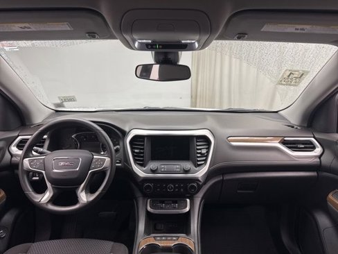 Used 2023 GMC Acadia SLE w/ Driver Convenience Package image 15