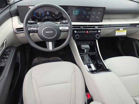 New 2025 Hyundai Tucson SEL image 3