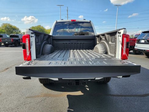 New 2026 Ford F250 Lariat image 25