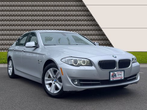 Used 2012 BMW 528i xDrive Sedan image 3