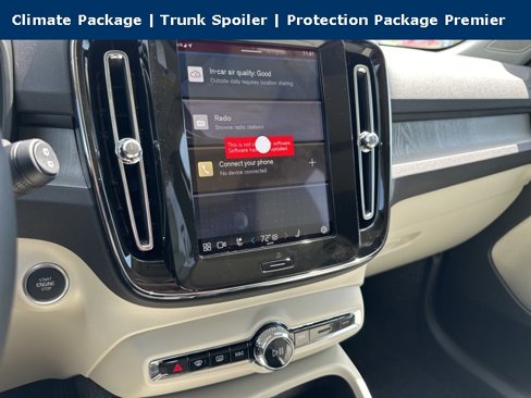 New 2025 Volvo XC40 B5 Ultra w/ Protection Package Premier image 16