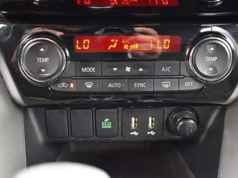 Used 2024 Mitsubishi Eclipse Cross SE image 33