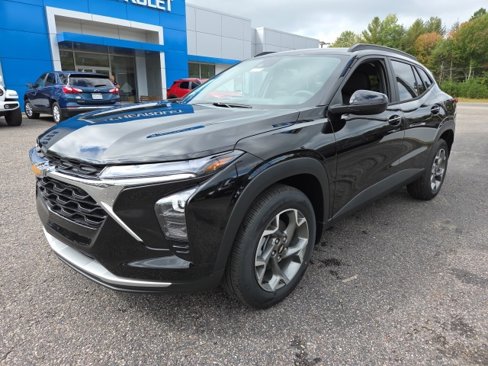 New 2026 Chevrolet Trax LT w/ Driver Confidence Package image 3