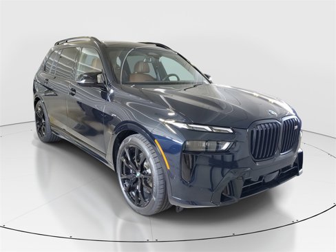 New 2026 BMW X7 M60i w/ Executive Package image 2