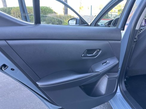 Used 2024 Nissan Sentra SV w/ Trunk Package image 37