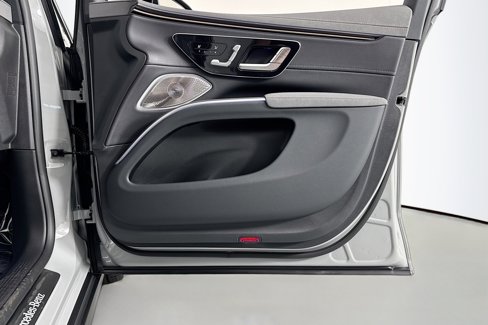 New 2026 Mercedes-Benz EQS 400 4MATIC SUV image 23