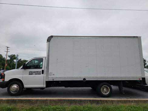 Used 2016 Chevrolet Express 3500 Extended image 5