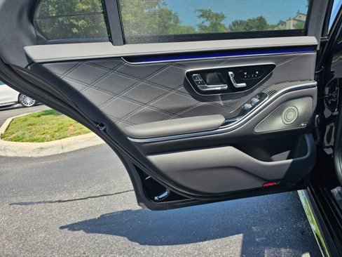 New 2025 Mercedes-Benz S 63 AMG S image 24