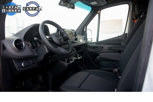 Used 2025 Mercedes-Benz Sprinter 2500 image 30