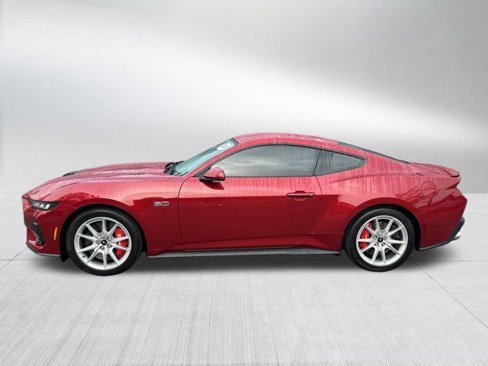 Used 2024 Ford Mustang GT Premium image 9