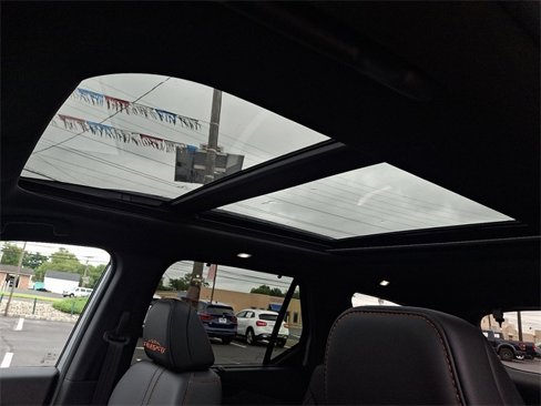 Certified 2025 Honda Pilot TrailSport image 14