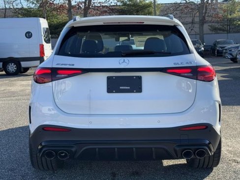 New 2025 Mercedes-Benz GLC 43 AMG 4MATIC image 8
