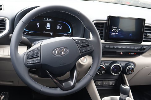 New 2025 Hyundai Venue Limited image 25