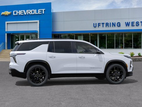 New 2026 Chevrolet Traverse RS w/ LPO, Floor Liner Package image 5