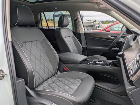 New 2025 Volkswagen Atlas SEL Premium R-Line image 35
