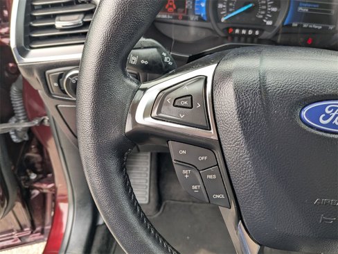 Used 2024 Ford Edge Titanium image 19