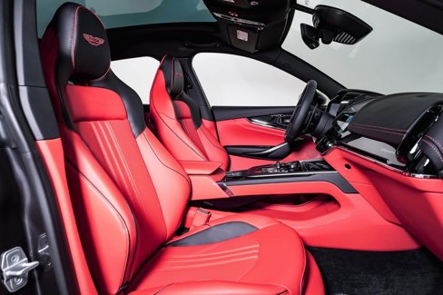 New 2025 Aston Martin DBX 707 image 16