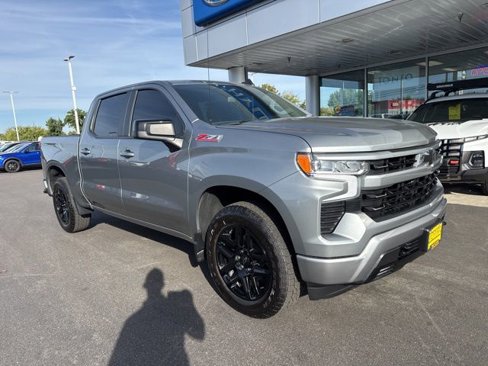 Used 2024 Chevrolet Silverado 1500 RST image 3