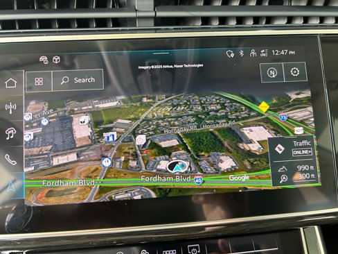 New 2025 Audi Q8 Premium Plus image 17