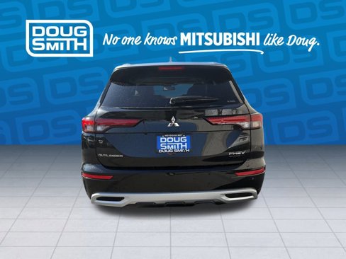 New 2025 Mitsubishi Outlander SEL image 3