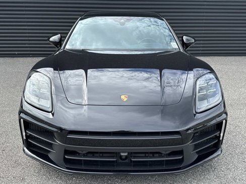 Certified 2024 Porsche Panamera image 6