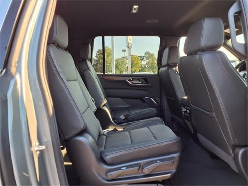 New 2026 GMC Yukon XL Denali image 4