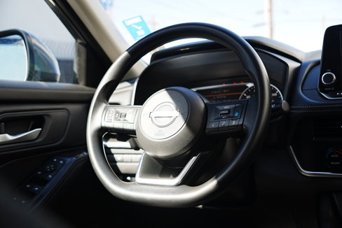 Used 2024 Nissan Rogue SV image 15