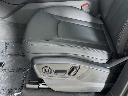 New 2025 Audi Q8 Premium Plus image 20