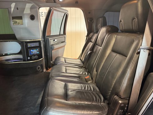 Used 2008 Ford Expedition XLT image 20